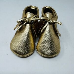 Old Navy Baby Moccasins Gold Metallic Slippers Size‎ 6/12 Months EUC